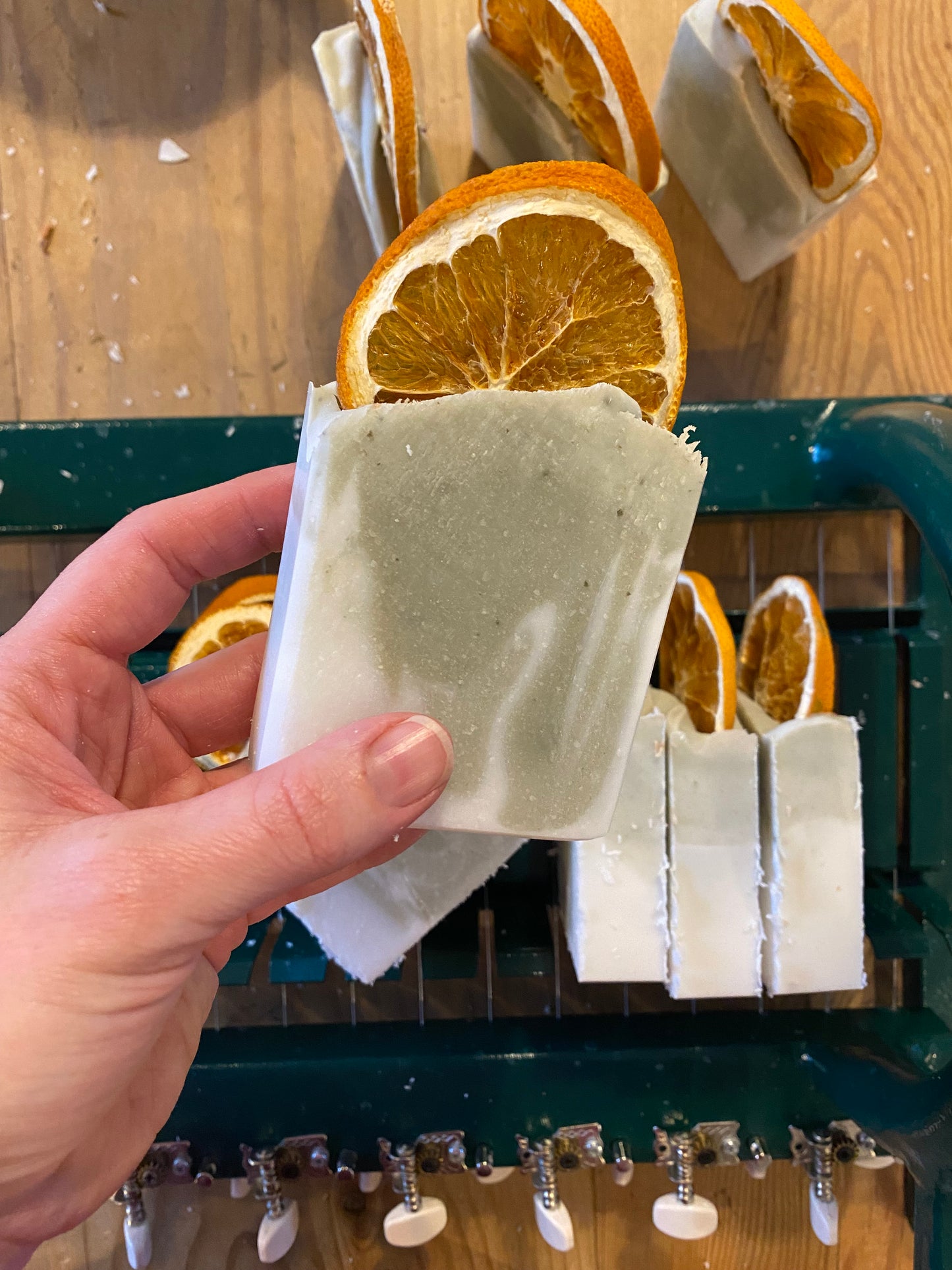 Sweet Orange and Sage Dish Bar