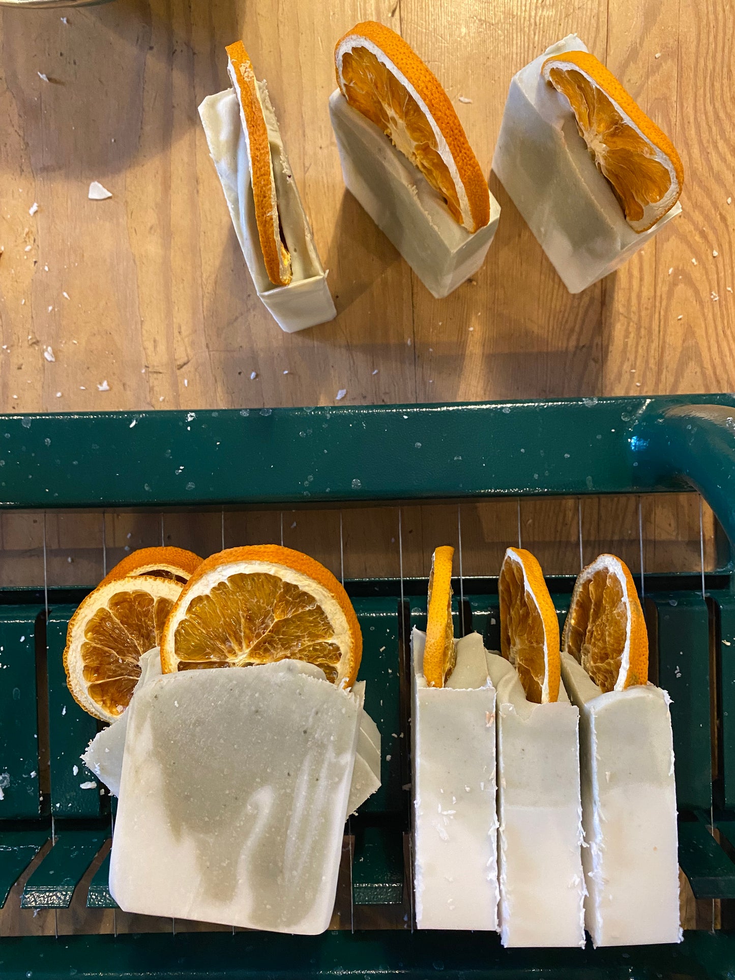 Sweet Orange and Sage Dish Bar