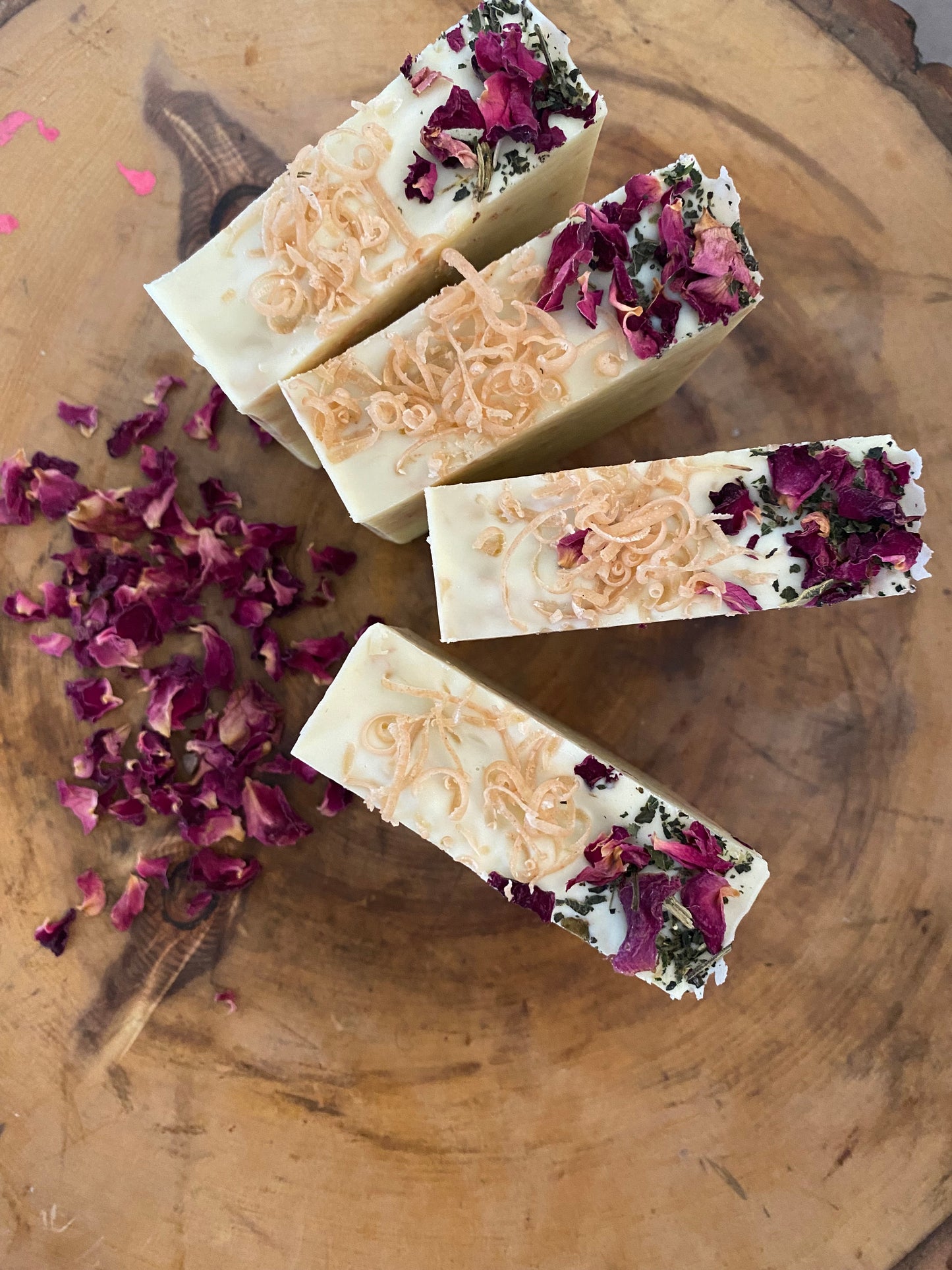 Goatmilk & Beetroot Beauty Bar