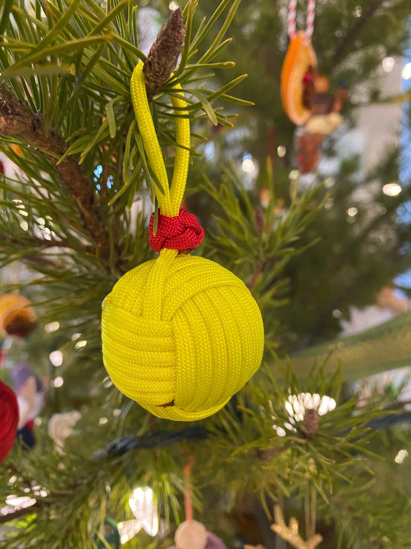 Paracord Christmas Ornament